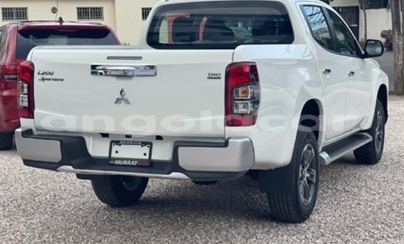 Comprar Novo Mitsubishi L200 Branco Carro em Luena em Moxico Comprar Novo Mitsubishi L200 Branco Carro em Luena em Moxico