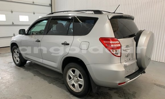 Buy Used Toyota RAV4 Silver Car in Soyo in Zaire Buy Used Toyota RAV4 Silver Car in Soyo in Zaire