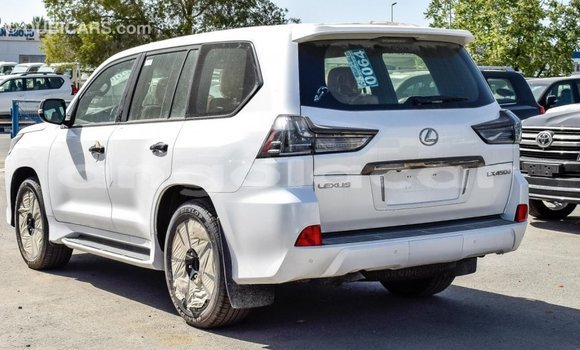 Comprar Importar Lexus LX Branco Carro em Import - Dubai em Bengo Province Comprar Importar Lexus LX Branco Carro em Import - Dubai em Bengo Province