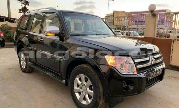 Buy New Mitsubishi Pajero Black Car in Luanda in Luanda Province