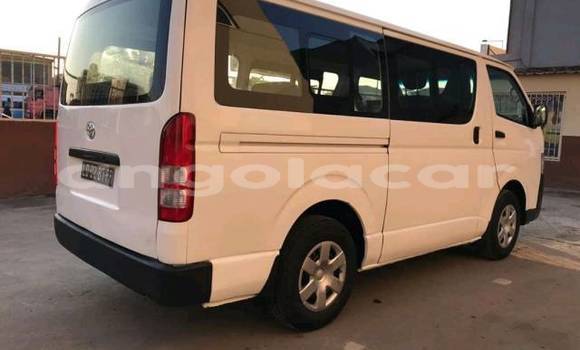 Buy New Toyota Hiace White Car in Luanda in Luanda Province Buy New Toyota Hiace White Car in Luanda in Luanda Province
