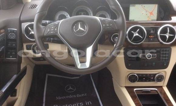 Comprar Usado Mercedes-Benz GLK–Class Branco Carro em Luanda em Luanda Province Comprar Usado Mercedes-Benz GLK–Class Branco Carro em Luanda em Luanda Province