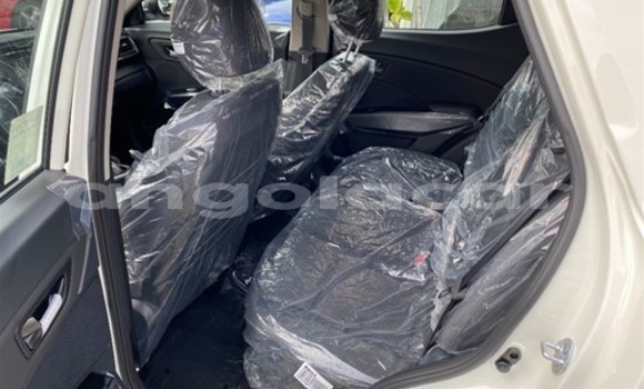 Acheter Occasion Voiture SsangYong Tivoli Blanc à Luena, Moxico Acheter Occasion Voiture SsangYong Tivoli Blanc à Luena, Moxico