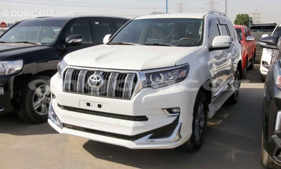 Comprar Importar Toyota Prado Branco Carro em Import - Dubai em Bengo Province Comprar Importar Toyota Prado Branco Carro em Import - Dubai em Bengo Province