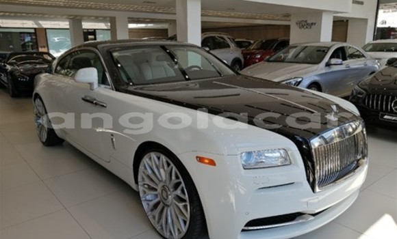 Comprar Usado Rolls-Royce Wraith Branco Carro em Luena em Moxico