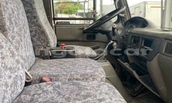 Acheter Occasion Voiture Nissan AD Blanc à Luena, Moxico Acheter Occasion Voiture Nissan AD Blanc à Luena, Moxico