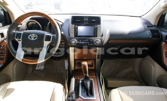 Comprar Importar Toyota Prado Branco Carro em Import - Dubai em Bengo Province Comprar Importar Toyota Prado Branco Carro em Import - Dubai em Bengo Province