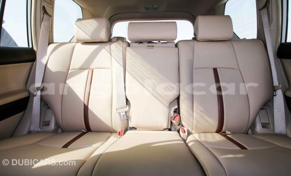 Comprar Importar Toyota Prado Branco Carro em Import - Dubai em Bengo Province Comprar Importar Toyota Prado Branco Carro em Import - Dubai em Bengo Province