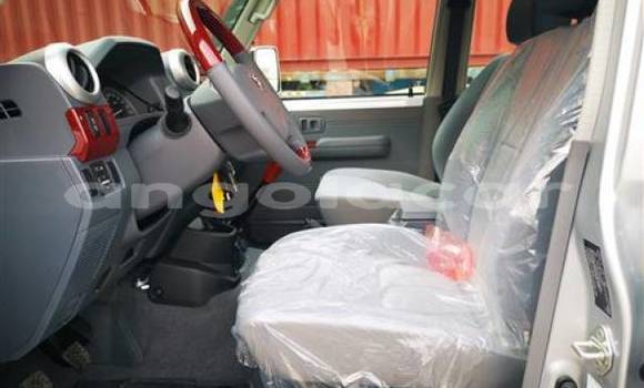 Buy New Toyota Land Cruiser White Car in Luanda in Luanda Province Buy New Toyota Land Cruiser White Car in Luanda in Luanda Province