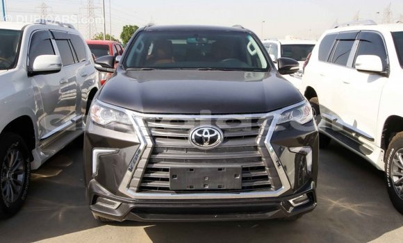 Comprar Importar Toyota Fortuner Outro Carro em Import - Dubai em Bengo Province Comprar Importar Toyota Fortuner Outro Carro em Import - Dubai em Bengo Province