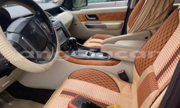 Buy New Land Rover Range Rover Red Car in Luanda in Luanda Province Buy New Land Rover Range Rover Red Car in Luanda in Luanda Province