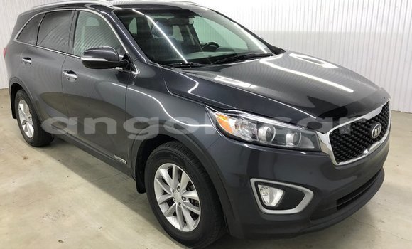 Buy Used Kia Sorento Silver Car in Luanda in Luanda Province