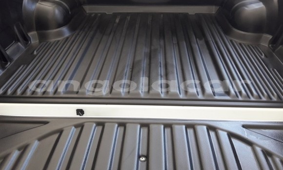 Comprar Usado Toyota Hilux Branco Carro em Benguela em Benguela Comprar Usado Toyota Hilux Branco Carro em Benguela em Benguela