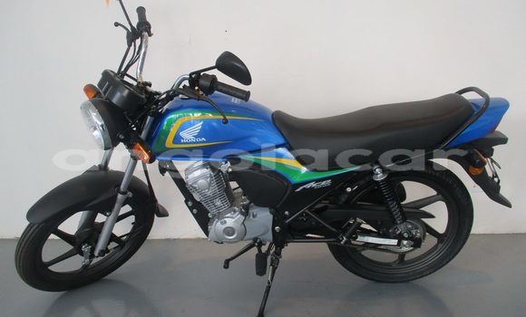 Comprar Novo Honda ACE CB 125 Preto Moto em Luanda em Luanda Province Comprar Novo Honda ACE CB 125 Preto Moto em Luanda em Luanda Province