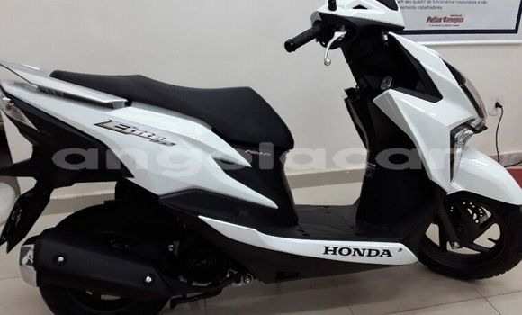 Acheter Occasion Moto Honda PCX Blanc à Luanda, Province de Luanda