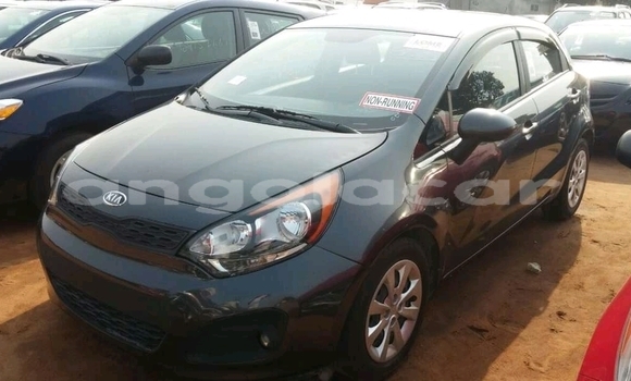 Buy Used Kia rio Other Car in Caala in Huambo Buy Used Kia rio Other Car in Caala in Huambo