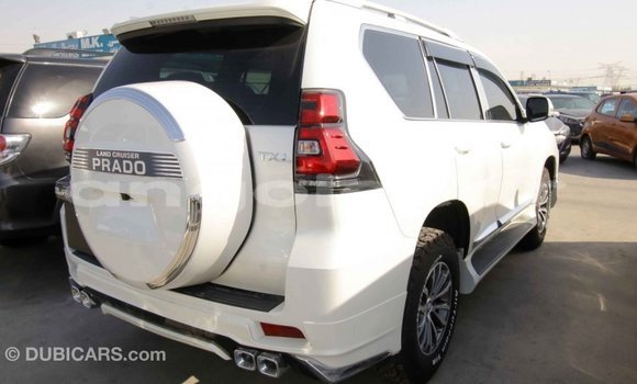 Comprar Importar Toyota Prado Branco Carro em Import - Dubai em Bengo Province Comprar Importar Toyota Prado Branco Carro em Import - Dubai em Bengo Province