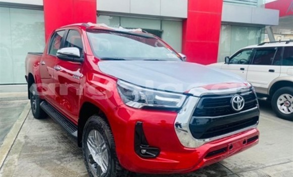 Comprar Novo Toyota Hiluxe Revo Vermelho Carro em Luena em Moxico