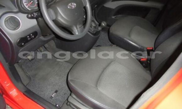 Comprar Usado Hyundai i10 Vermelho Carro em Luanda em Luanda Province Comprar Usado Hyundai i10 Vermelho Carro em Luanda em Luanda Province