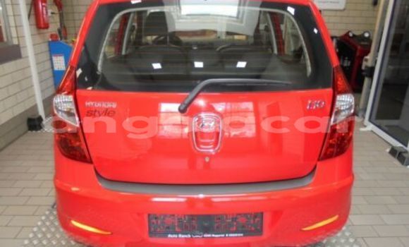 Comprar Usado Hyundai i10 Vermelho Carro em Luanda em Luanda Province Comprar Usado Hyundai i10 Vermelho Carro em Luanda em Luanda Province