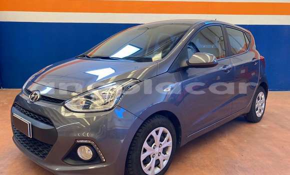 Comprar Usado Hyundai i10 Outro Carro em Luanda em Luanda Province Comprar Usado Hyundai i10 Outro Carro em Luanda em Luanda Province