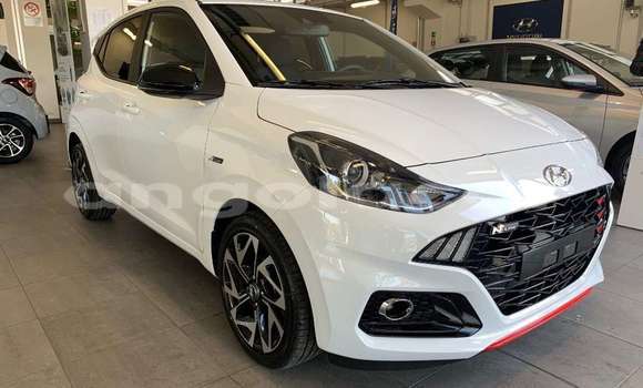 Comprar Usado Hyundai i10 Branco Carro em Luanda em Luanda Province Comprar Usado Hyundai i10 Branco Carro em Luanda em Luanda Province