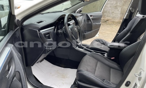 Buy Used Toyota Corolla White Car in Luanda in Luanda Province Buy Used Toyota Corolla White Car in Luanda in Luanda Province