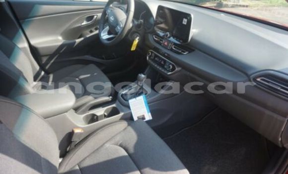 Acheter Occasion Voiture Hyundai i30 Rouge à Luanda, Province de Luanda Acheter Occasion Voiture Hyundai i30 Rouge à Luanda, Province de Luanda