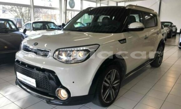 Acheter Occasion Voiture Kia Soul Blanc à Luanda, Province de Luanda Acheter Occasion Voiture Kia Soul Blanc à Luanda, Province de Luanda