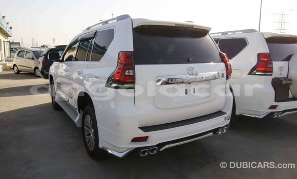 Comprar Importar Toyota Prado Branco Carro em Import - Dubai em Bengo Province Comprar Importar Toyota Prado Branco Carro em Import - Dubai em Bengo Province
