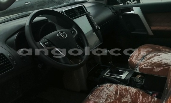 Acheter Occasion Voiture Toyota Land Cruiser Prado Noir à Luanda, Province de Luanda Acheter Occasion Voiture Toyota Land Cruiser Prado Noir à Luanda, Province de Luanda