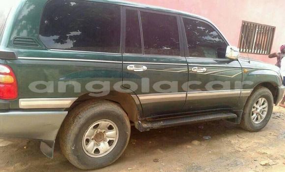 Comprar Usado Toyota Land Cruiser Verde Carro em Luanda em Luanda Province Comprar Usado Toyota Land Cruiser Verde Carro em Luanda em Luanda Province