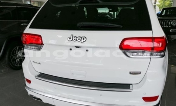 Comprar Usado Jeep Grand Cherokee Branco Carro em Luena em Moxico Comprar Usado Jeep Grand Cherokee Branco Carro em Luena em Moxico