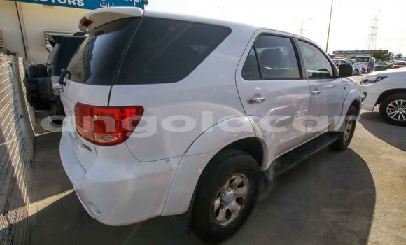 Buy Import Toyota Fortuner White Car in Import - Dubai in Bengo Province Buy Import Toyota Fortuner White Car in Import - Dubai in Bengo Province
