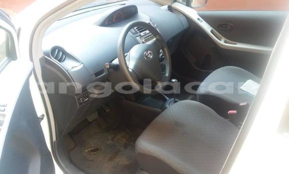 Comprar Usado Toyota Yaris Branco Carro em Luanda em Luanda Province Comprar Usado Toyota Yaris Branco Carro em Luanda em Luanda Province