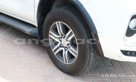 Comprar Importar Toyota Fortuner Branco Carro em Import - Dubai em Bengo Province Comprar Importar Toyota Fortuner Branco Carro em Import - Dubai em Bengo Province