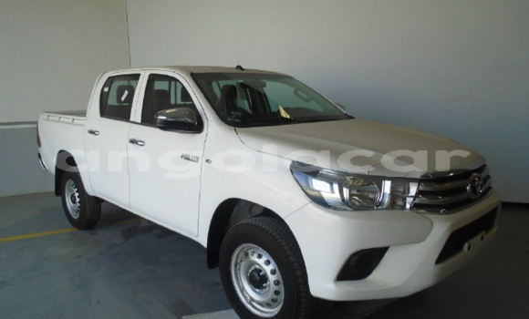 Comprar Usado Toyota Hilux Branco Carro em Luanda em Luanda Province Comprar Usado Toyota Hilux Branco Carro em Luanda em Luanda Province
