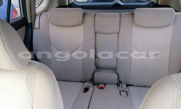 Comprar Usado Toyota RAV4 Outro Carro em Luena em Moxico Comprar Usado Toyota RAV4 Outro Carro em Luena em Moxico