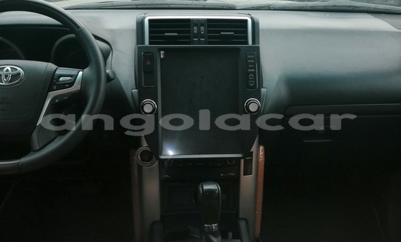 Comprar Novo Toyota Land Cruiser Preto Carro em Luena em Moxico Comprar Novo Toyota Land Cruiser Preto Carro em Luena em Moxico