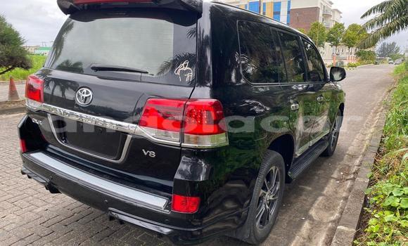 Buy New Toyota Land Cruiser Black Car in Luena in Moxico Buy New Toyota Land Cruiser Black Car in Luena in Moxico