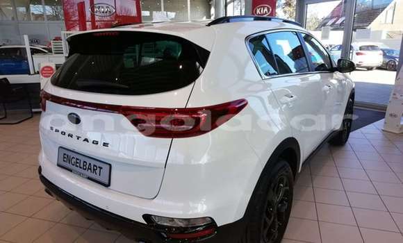 Comprar Usado Kia Sportage Branco Carro em Luanda em Luanda Province Comprar Usado Kia Sportage Branco Carro em Luanda em Luanda Province