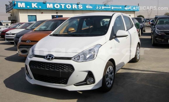 Comprar Importar Hyundai i10 Branco Carro em Import - Dubai em Bengo Province Comprar Importar Hyundai i10 Branco Carro em Import - Dubai em Bengo Province