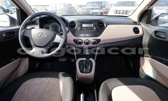 Comprar Importar Hyundai i10 Branco Carro em Import - Dubai em Bengo Province Comprar Importar Hyundai i10 Branco Carro em Import - Dubai em Bengo Province
