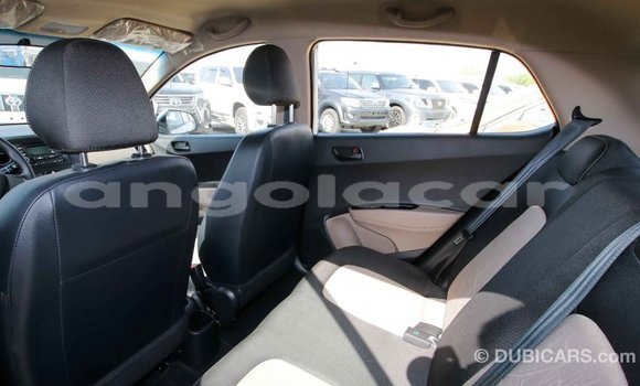 Comprar Importar Hyundai i10 Branco Carro em Import - Dubai em Bengo Province Comprar Importar Hyundai i10 Branco Carro em Import - Dubai em Bengo Province