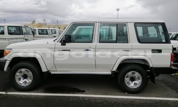 Comprar Novo Toyota Land Cruiser Outro Carro em Luena em Moxico Comprar Novo Toyota Land Cruiser Outro Carro em Luena em Moxico