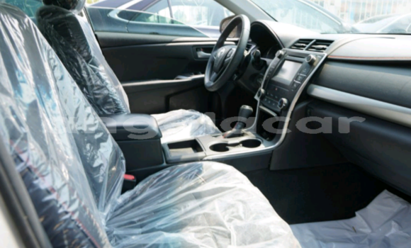 Comprar Usado Toyota Corolla Branco Carro em Luanda em Luanda Province Comprar Usado Toyota Corolla Branco Carro em Luanda em Luanda Province