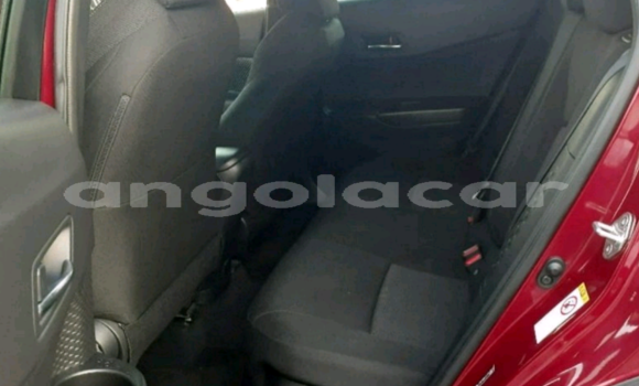 Acheter Neuf Voiture Toyota C-HR Rouge à Luanda, Province de Luanda Acheter Neuf Voiture Toyota C-HR Rouge à Luanda, Province de Luanda
