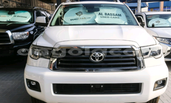 Buy Used Toyota Sequoia White Car in Luanda in Luanda Province Buy Used Toyota Sequoia White Car in Luanda in Luanda Province