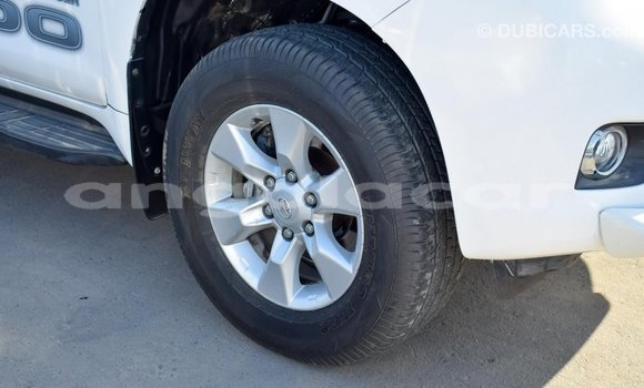 Comprar Importar Toyota Prado Branco Carro em Import - Dubai em Bengo Province Comprar Importar Toyota Prado Branco Carro em Import - Dubai em Bengo Province