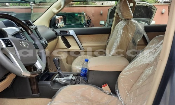 Comprar Usado Toyota Land Cruiser Branco Carro em Moçâmedes em Namibe Province Comprar Usado Toyota Land Cruiser Branco Carro em Moçâmedes em Namibe Province